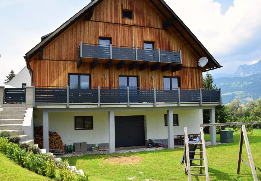 Fam. Deisl aus Liezen, Balkon, Sichtschutz &amp; Aluzaun